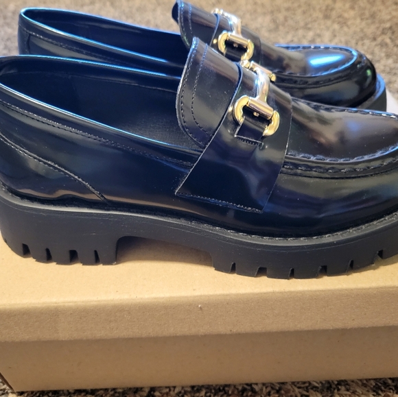 Loafers - Picture 3 of 7